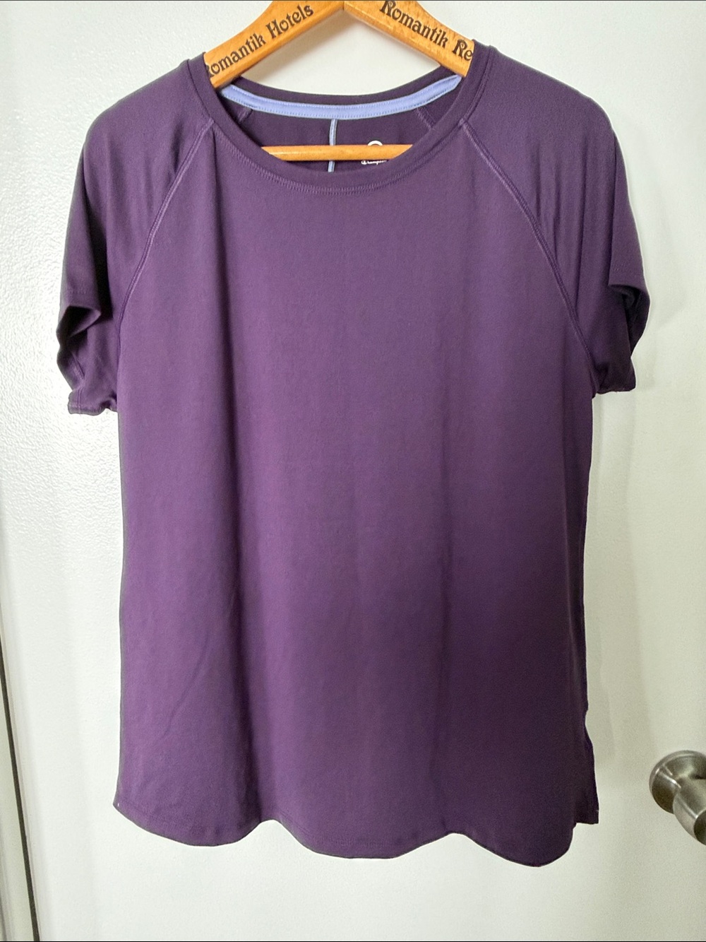 CHAMPION WOMEN’S SHORT SLEEVE PERFORMANCE TEE